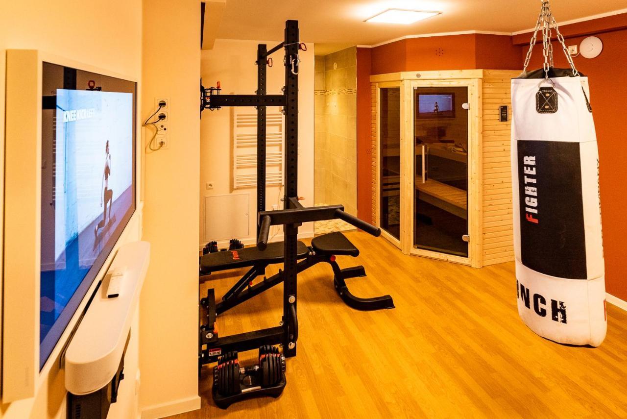 Luxusferienhaus Fuchsbau - Mit Netflix, Playstation, Sauna, Sportraum Und Kamin Zirchow Esterno foto