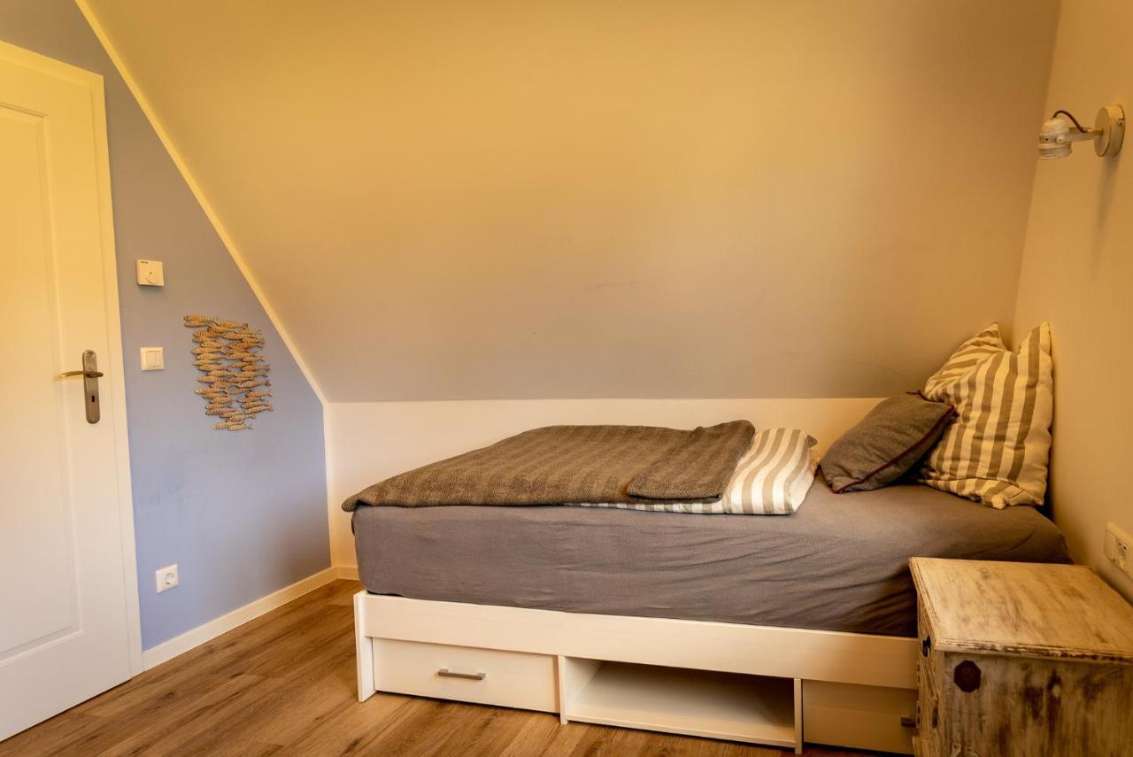 Luxusferienhaus Fuchsbau - Mit Netflix, Playstation, Sauna, Sportraum Und Kamin Zirchow Camera foto